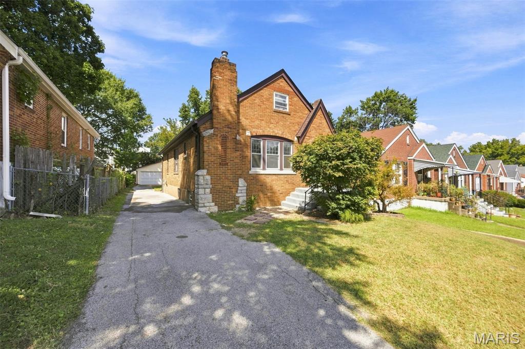 Gravois City Limits Park - Residential