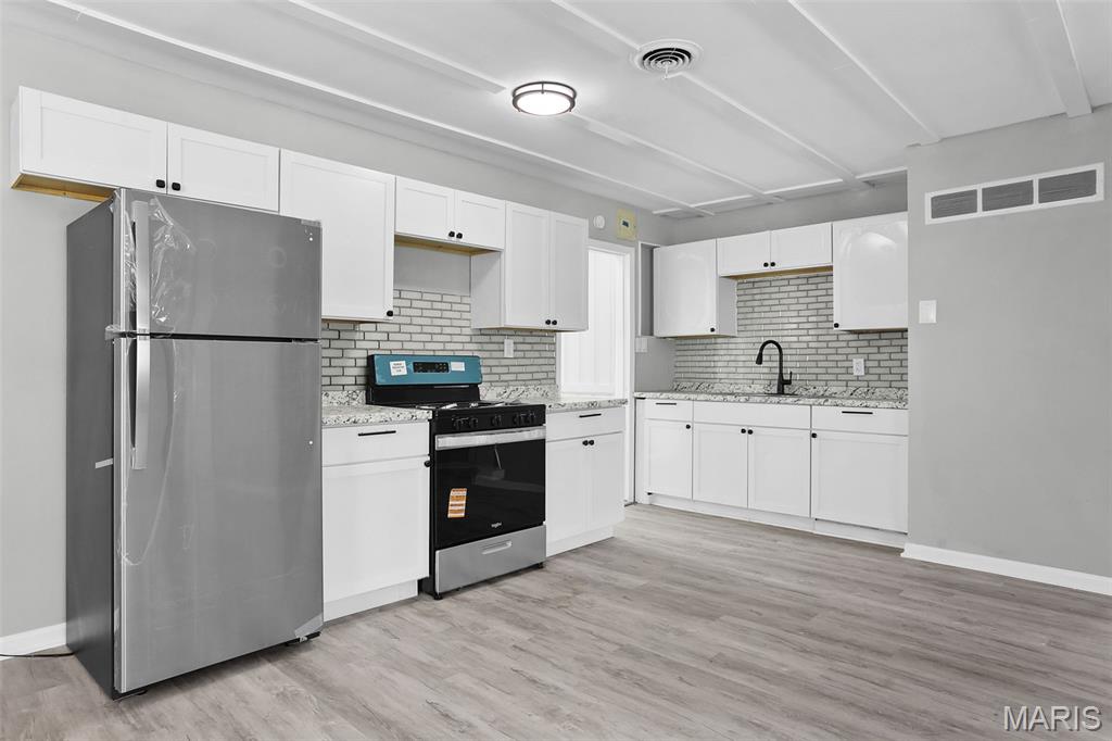 Carondelet Gardens 03 - Residential Lease