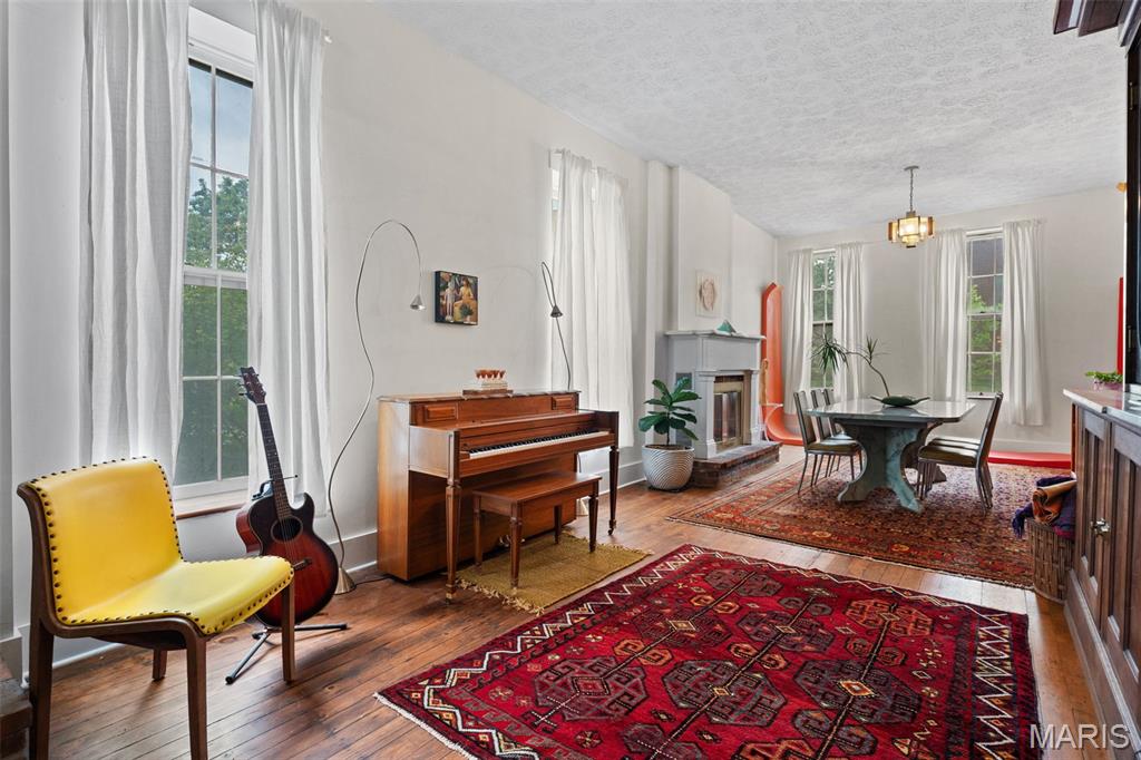Pages Add - Residential