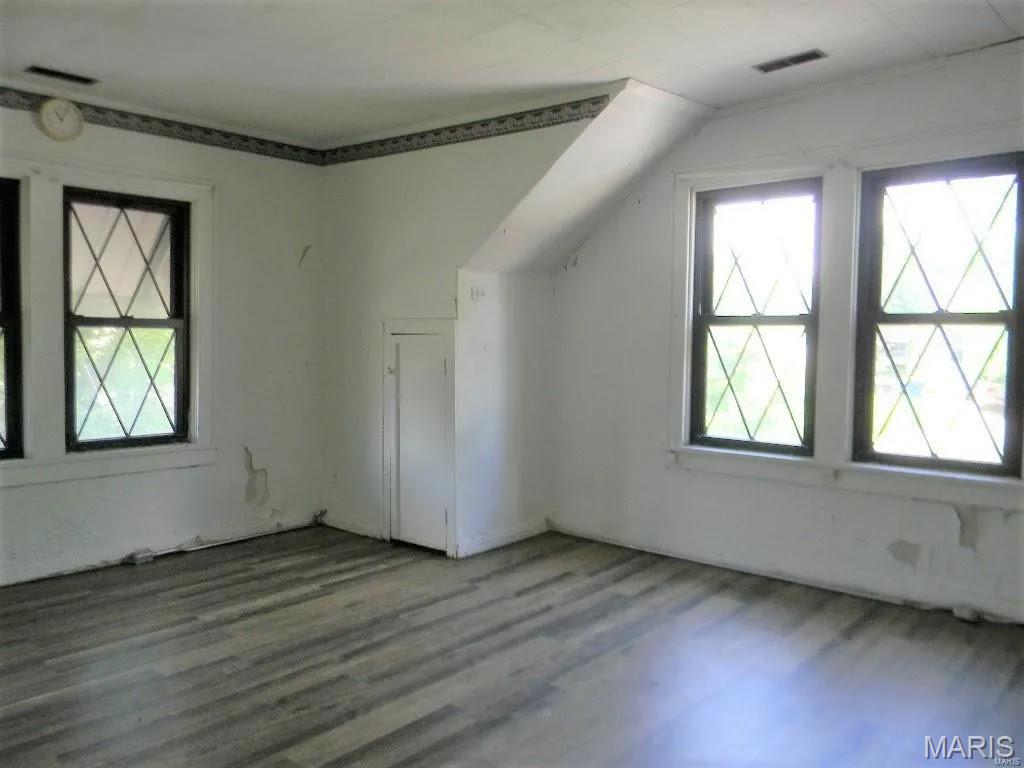 A B Cardwells - Residential