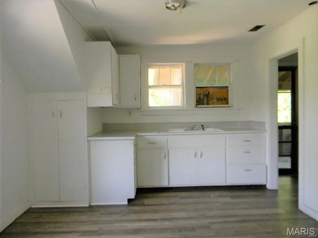 A B Cardwells - Residential