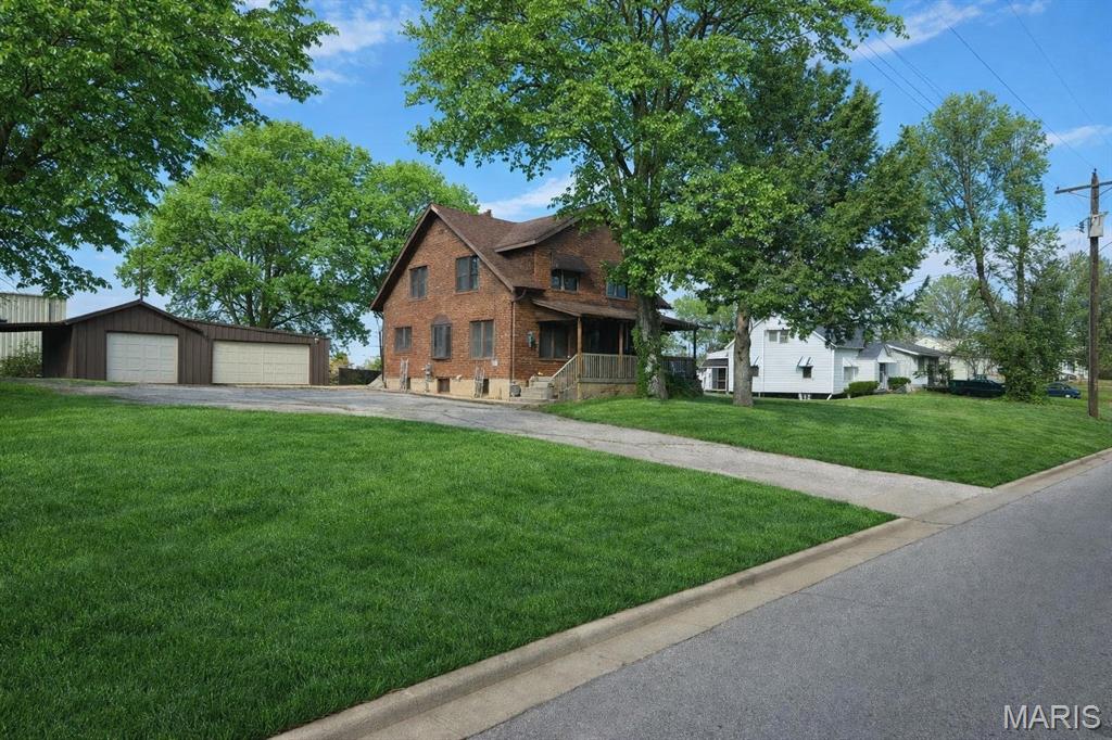 A B Cardwells - Residential