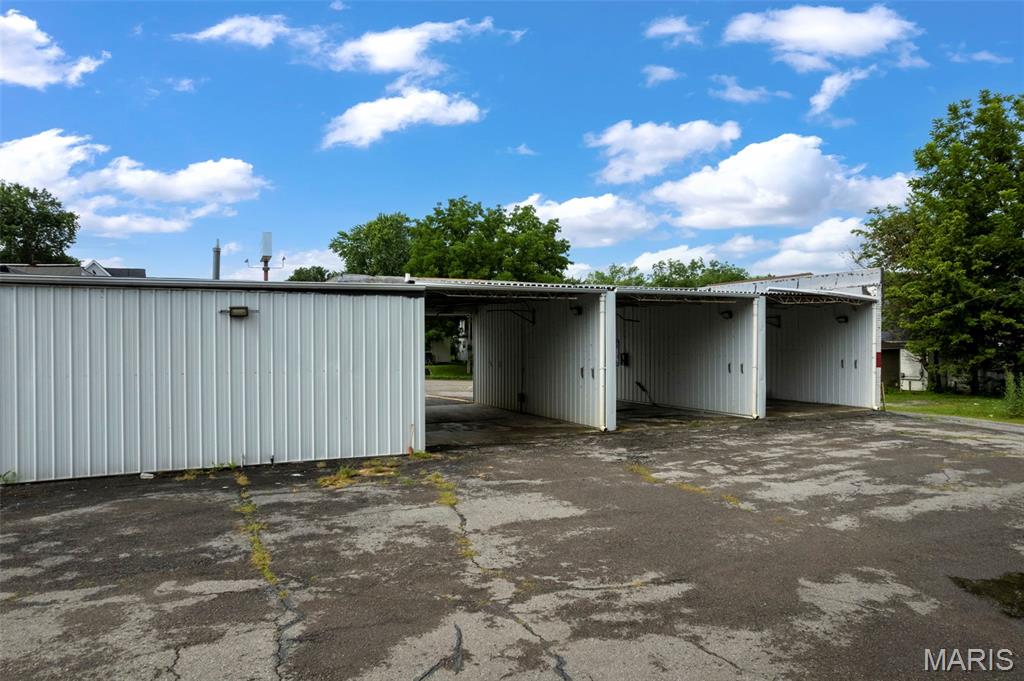 West End Place Add - Commercial Sale