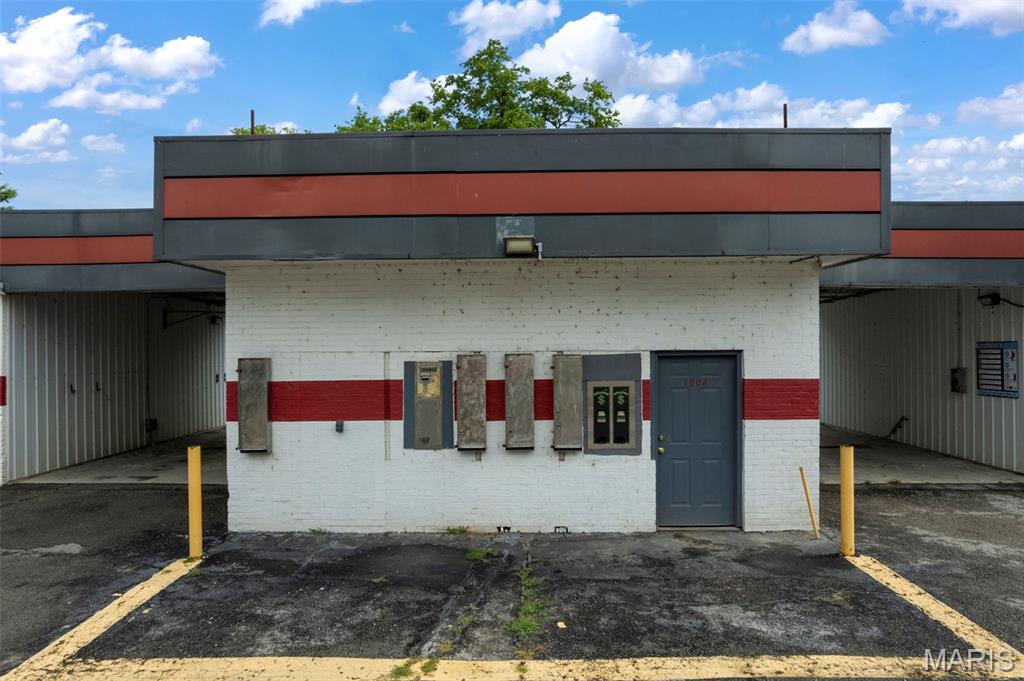 West End Place Add - Commercial Sale