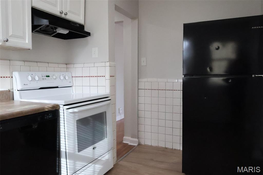 Bissell Hills 1 - Residential Lease
