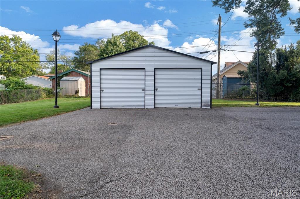Country Club Add To Normandy Park - Residential