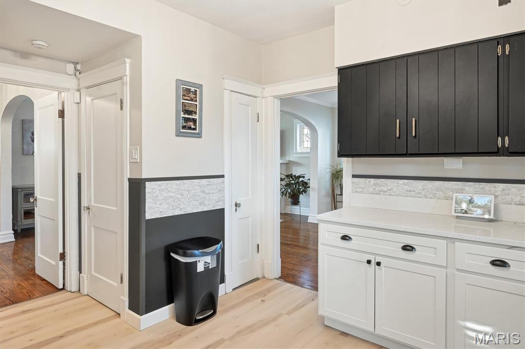 Country Club Add To Normandy Park - Residential