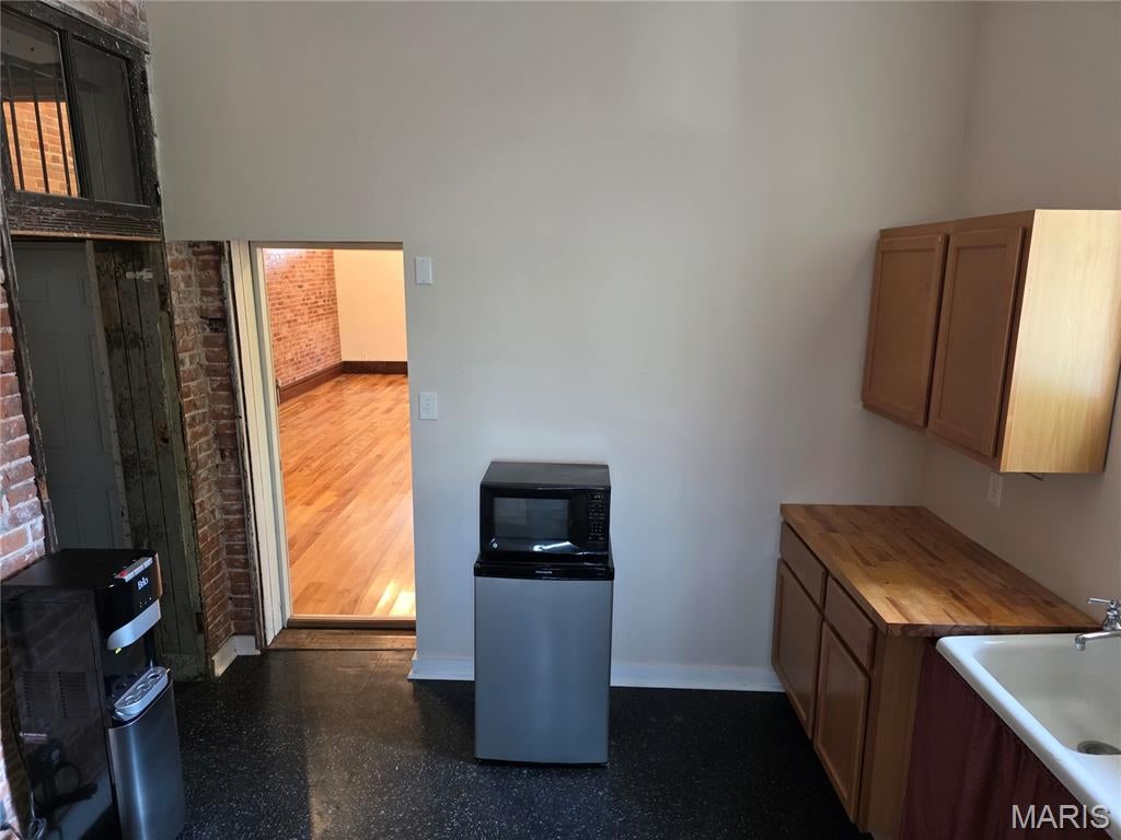 Oakland Add - Commercial Lease