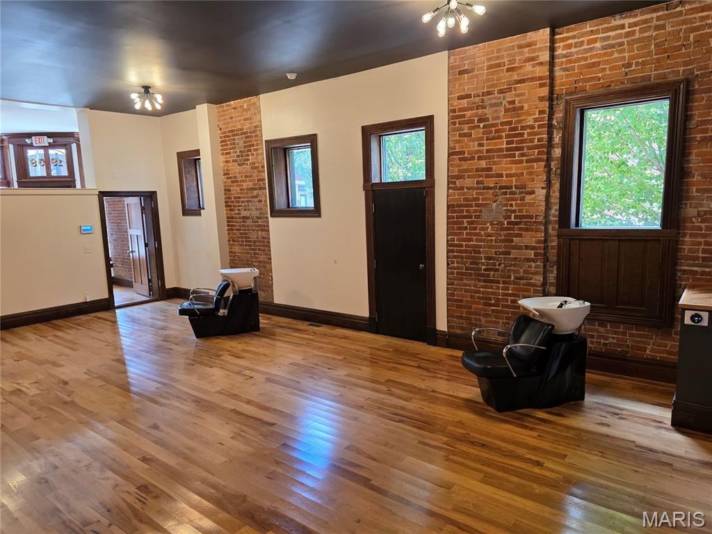 Oakland Add - Commercial Lease