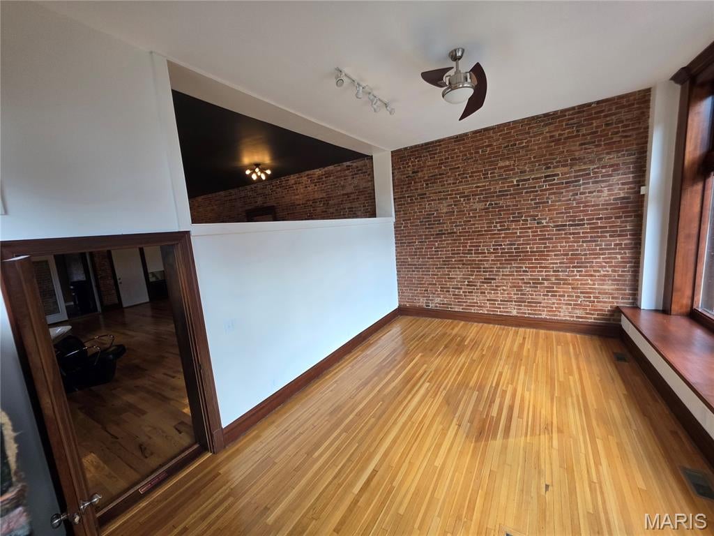 Oakland Add - Commercial Lease