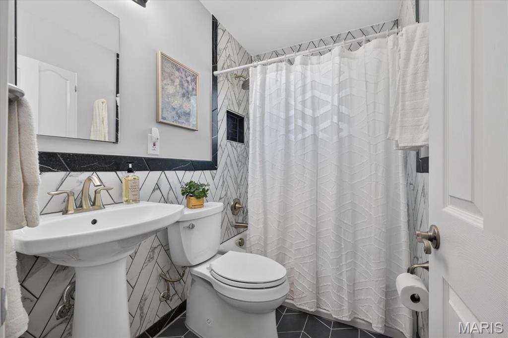 Elmont Park - Residential