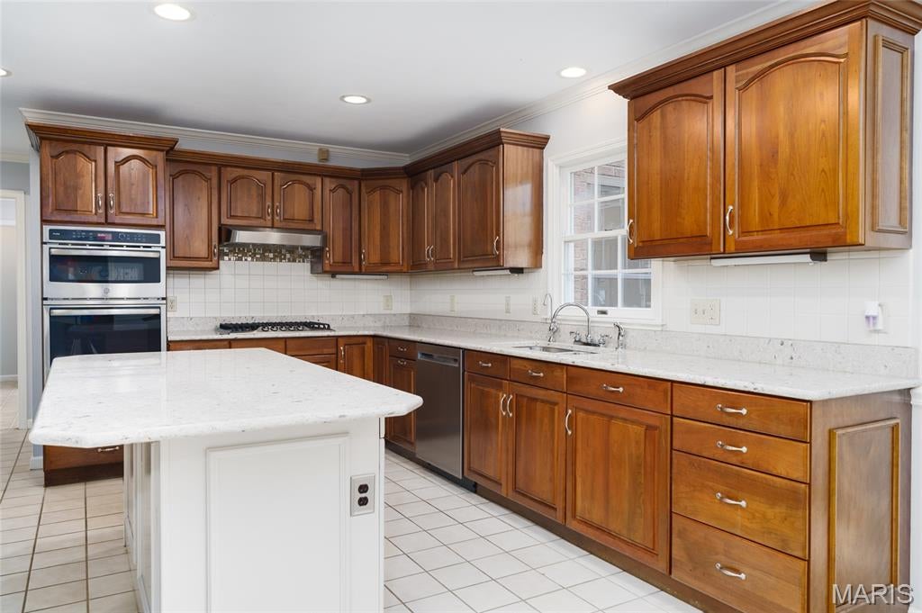 Fairwood Hills 4th Add - Residential