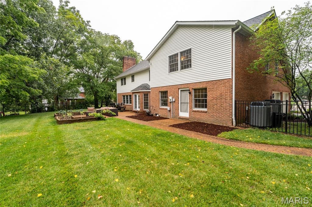 Fairwood Hills 4th Add - Residential