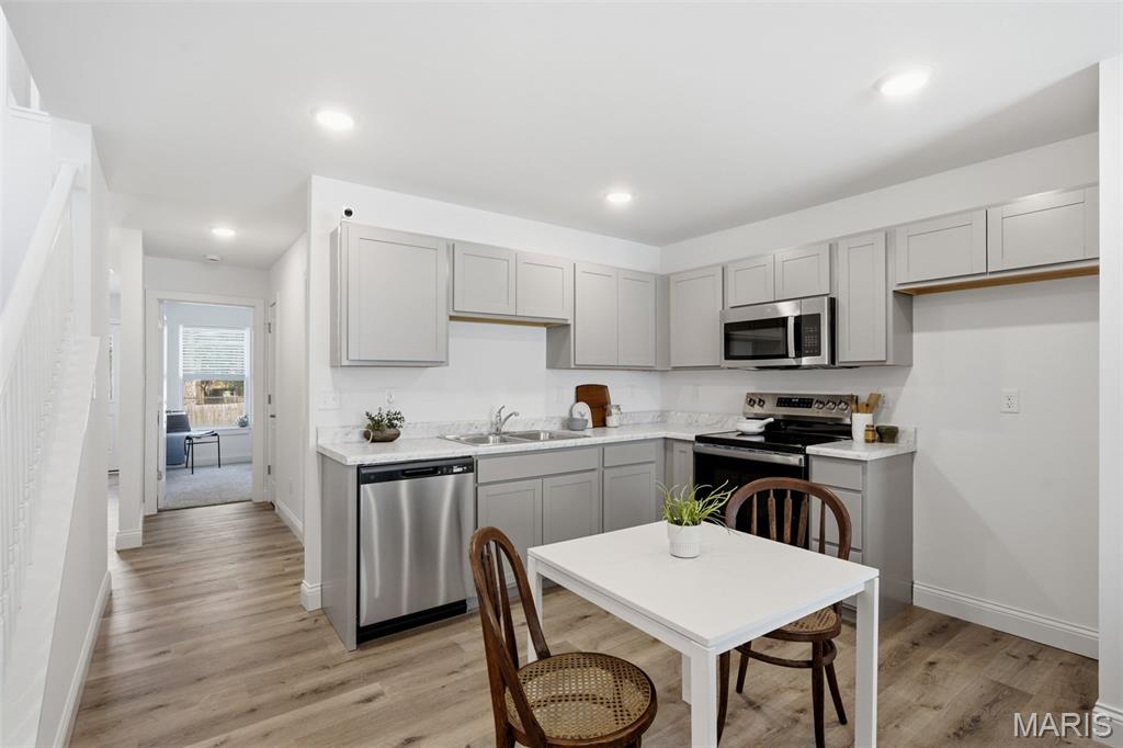 St Louis Commons Add - Residential
