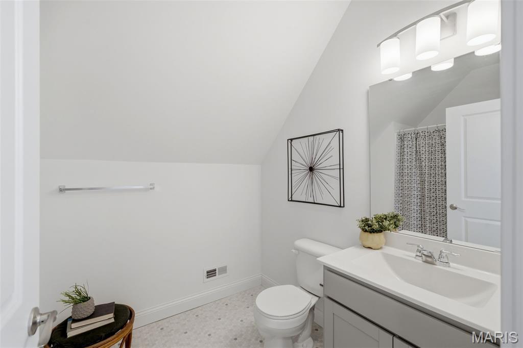 St Louis Commons Add - Residential