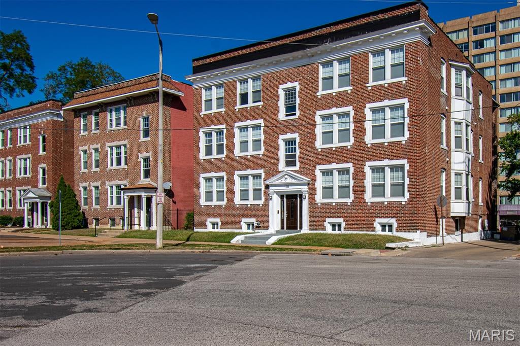 Delmar Garden - Residential Income