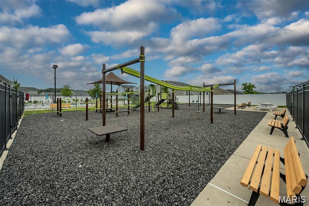 Vlgs At Huntleigh Ridge #3 - Residential