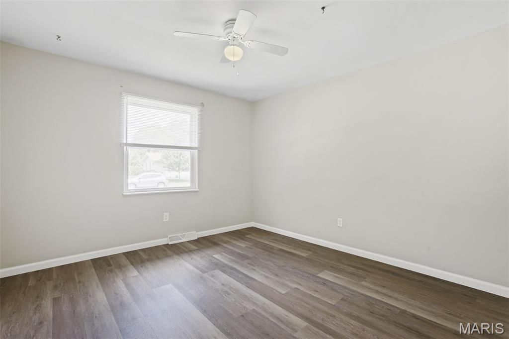 Eighth Montclare - Residential