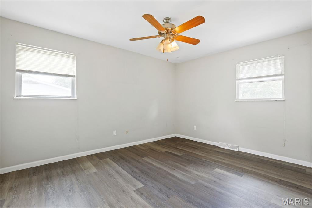 Eighth Montclare - Residential