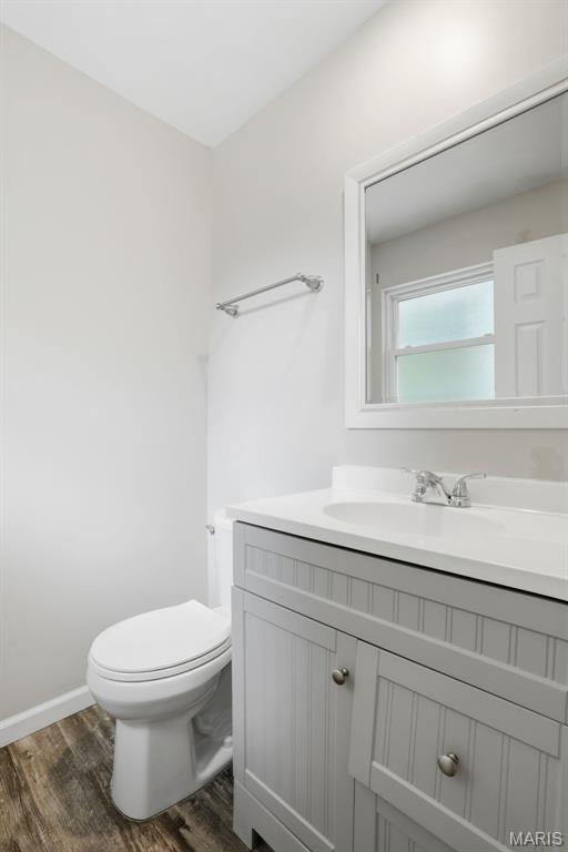 Eighth Montclare - Residential