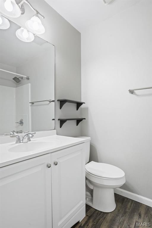 Eighth Montclare - Residential