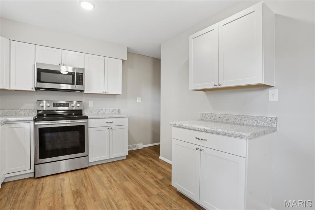 Eighth Montclare - Residential