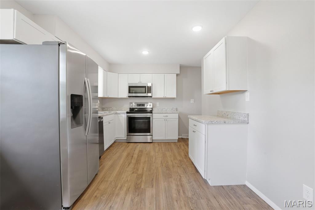 Eighth Montclare - Residential