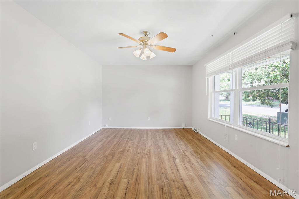 Eighth Montclare - Residential