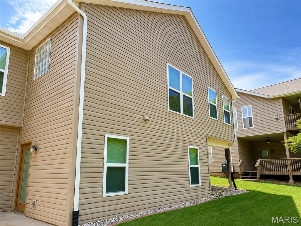 Pinebrook Villas Condo - Residential