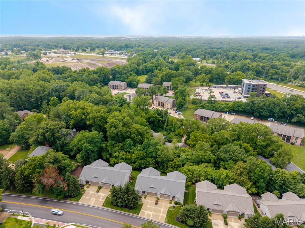 Pinebrook Villas Condo - Residential