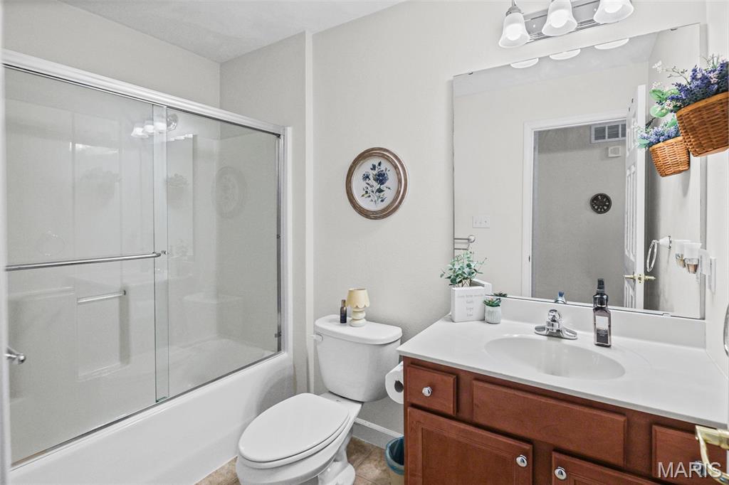 Pinebrook Villas Condo - Residential