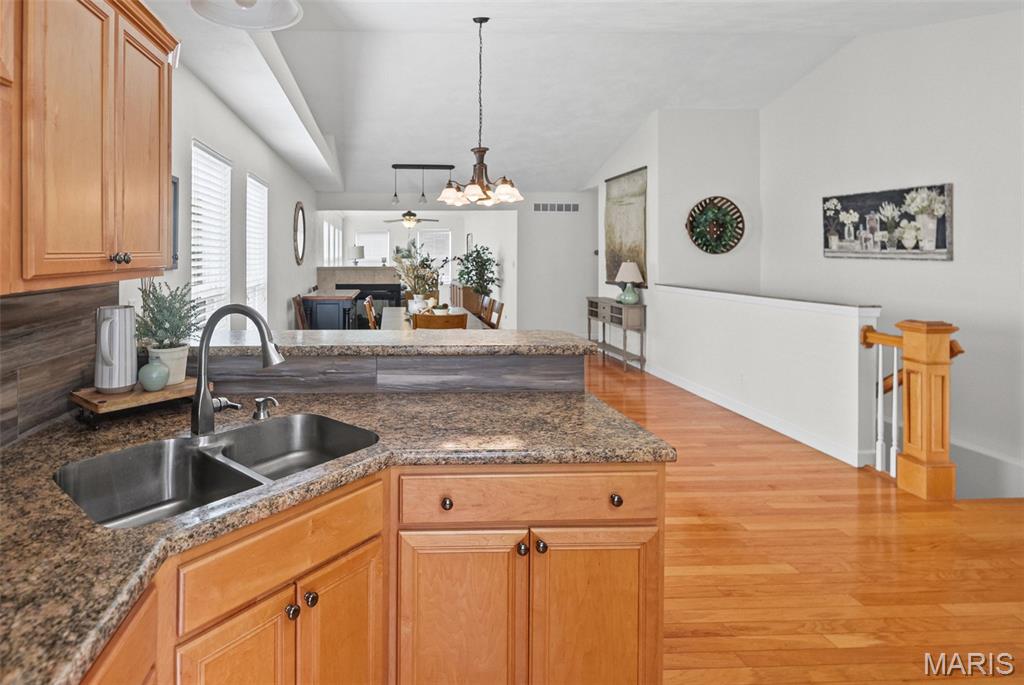 Pinebrook Villas Condo - Residential