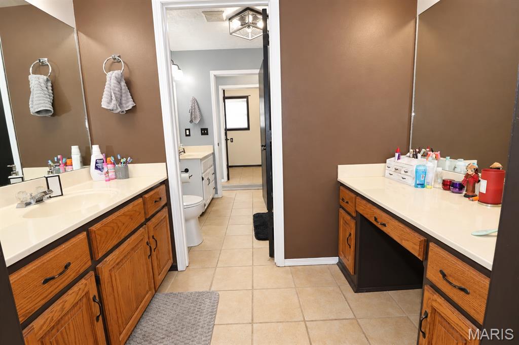 Cherry Hills - Residential