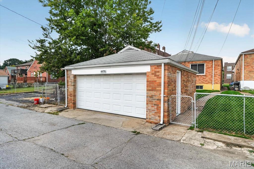 Kingshighway Hills - Residential Income