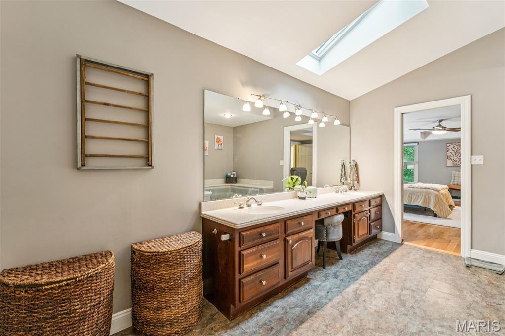 Howe Crossing - Residential