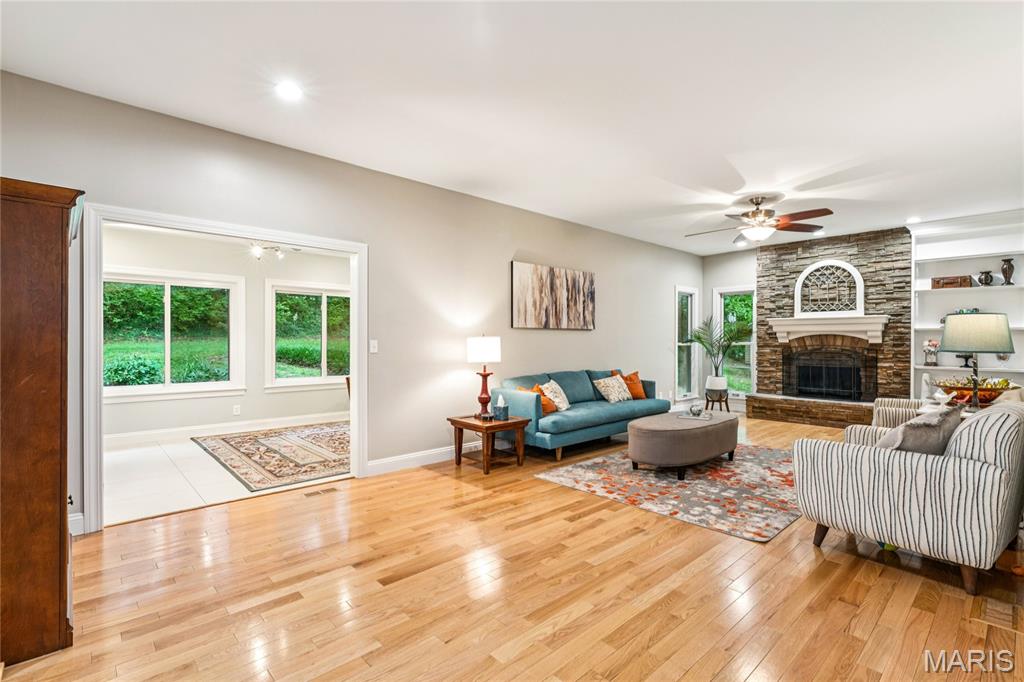 Howe Crossing - Residential