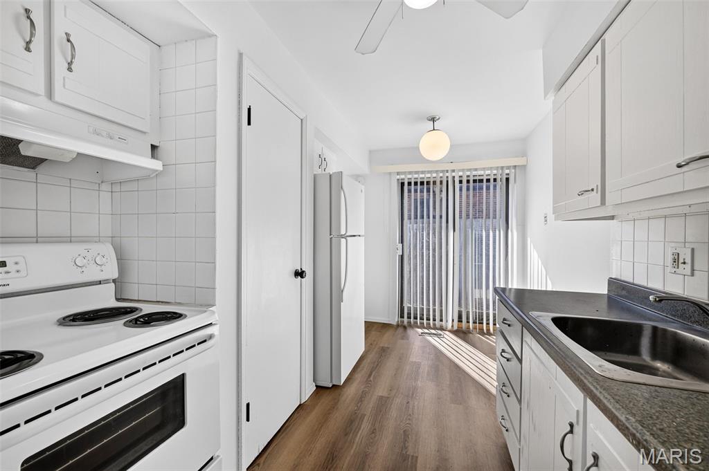 Royal Arms Condo Bldg 7923 - Residential