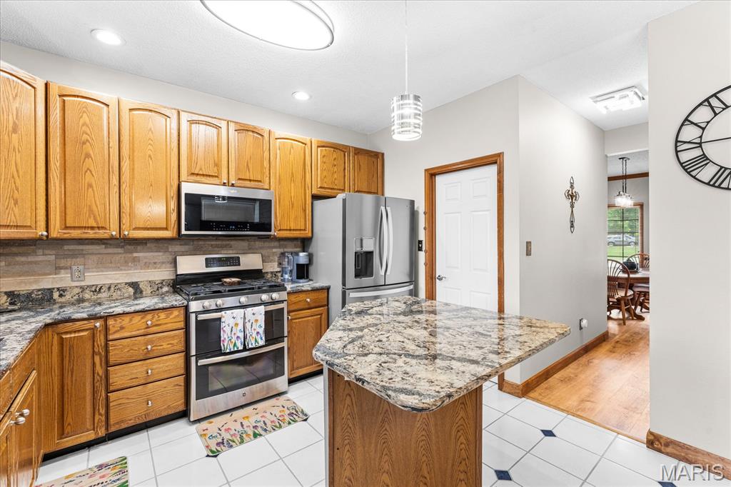 Woodridge Estates 5th Add - Residential