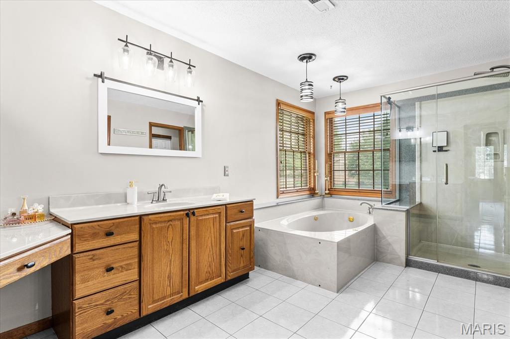 Woodridge Estates 5th Add - Residential