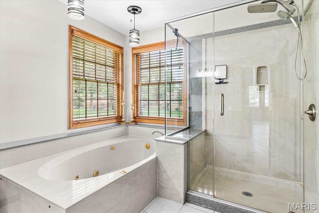Woodridge Estates 5th Add - Residential