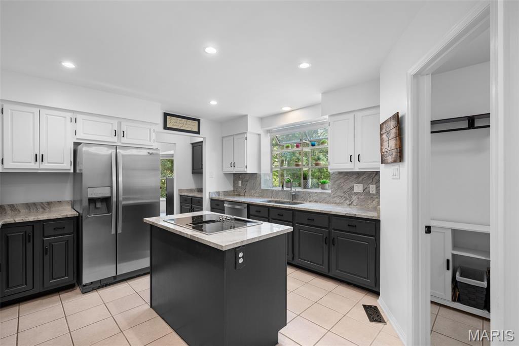 Baywood Villages Condominiums - Residential