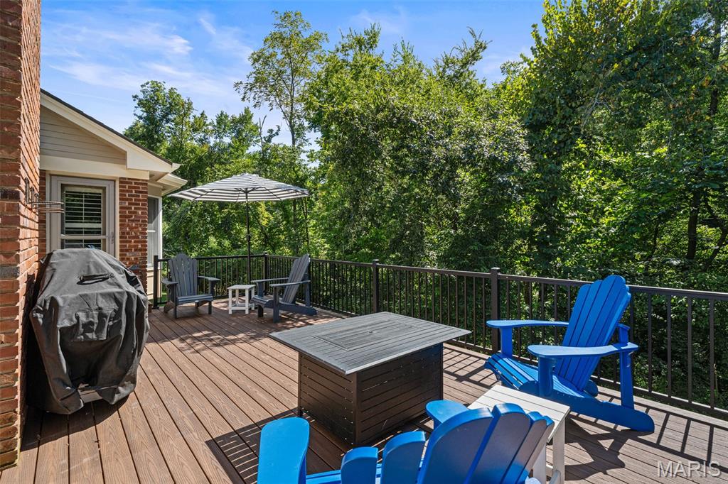 Baywood Villages Condominiums - Residential