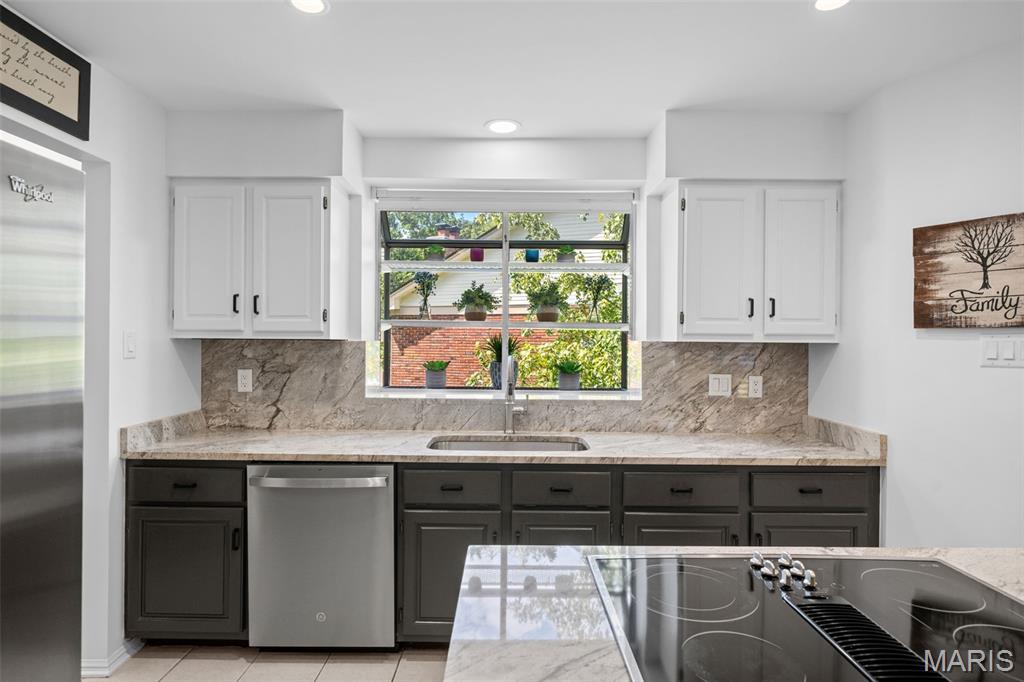 Baywood Villages Condominiums - Residential