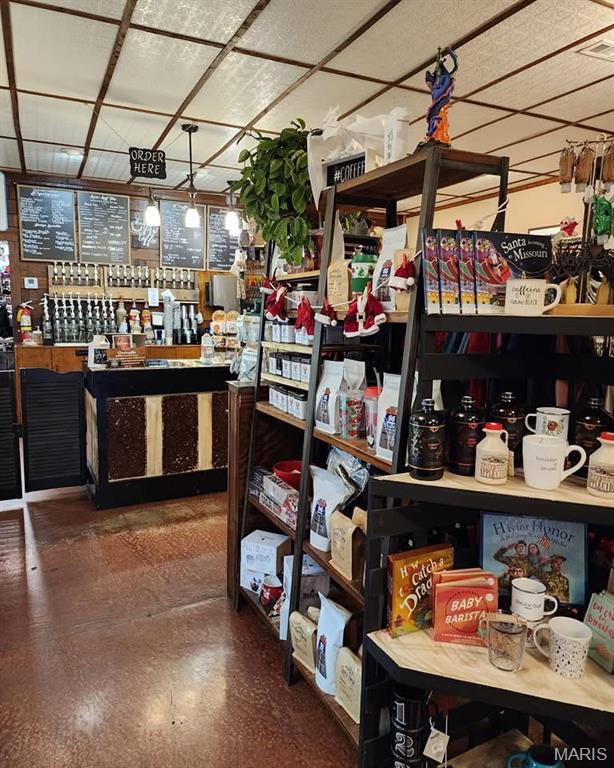 Bell-Wyrick Sub - Commercial Sale