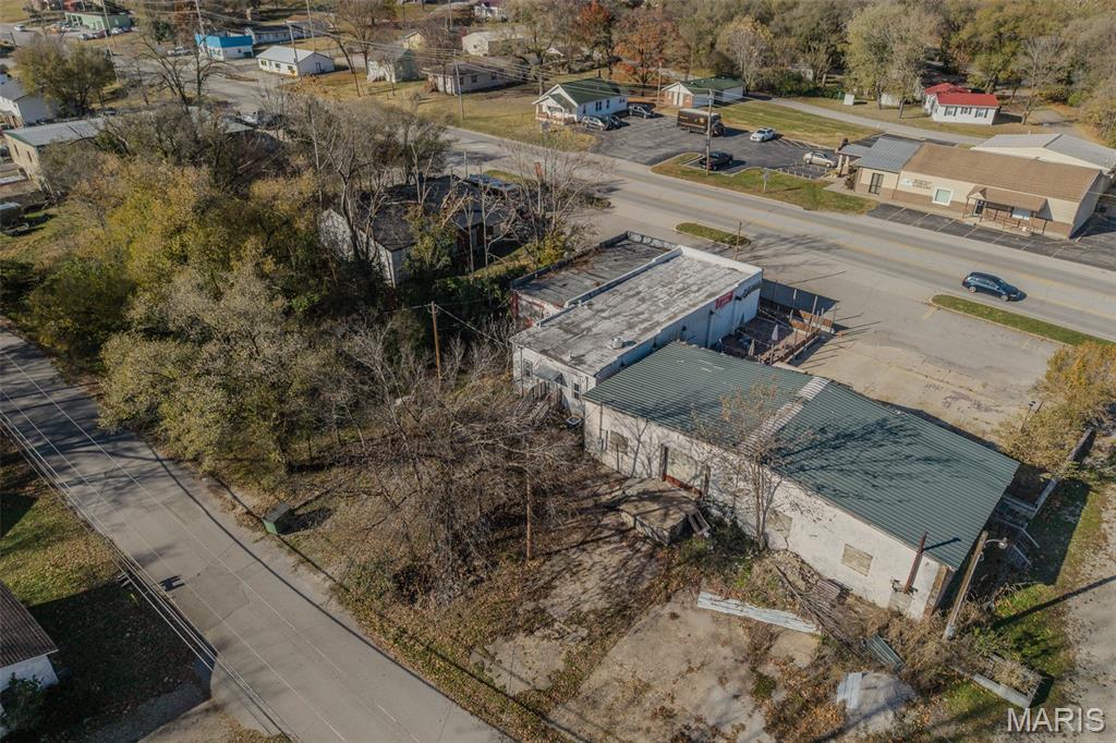 Bell-Wyrick Sub - Commercial Sale