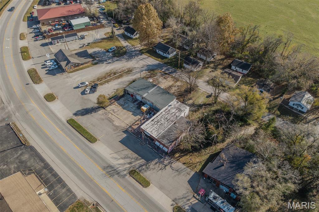 Bell-Wyrick Sub - Commercial Sale