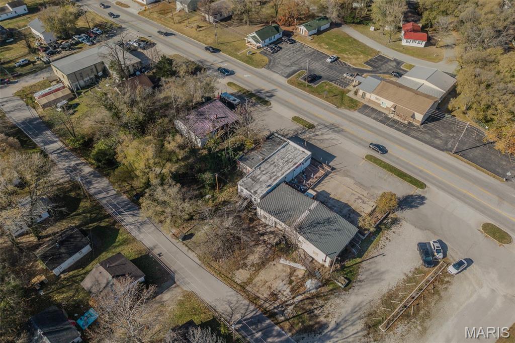 Bell-Wyrick Sub - Commercial Sale