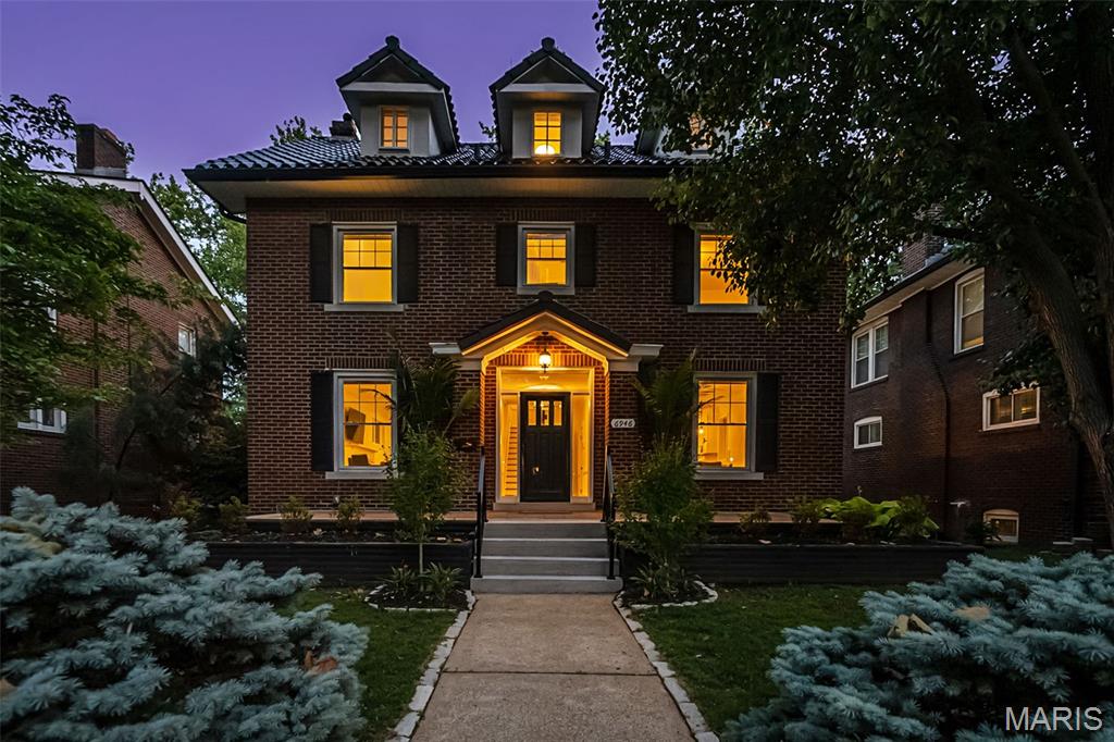 Ames Place - Residential