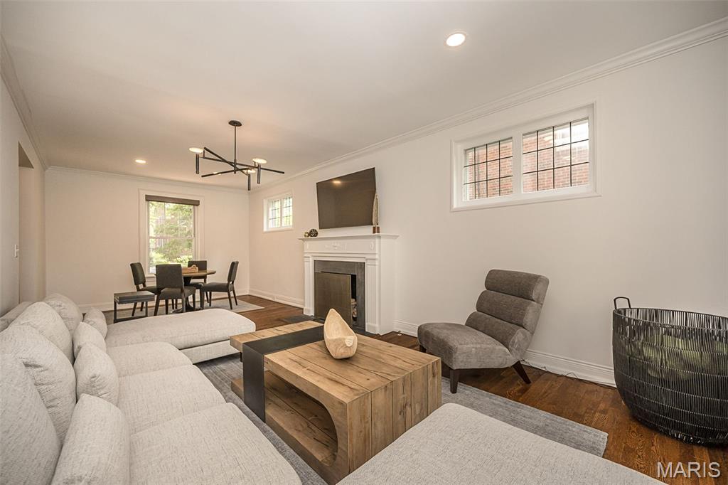 Ames Place - Residential