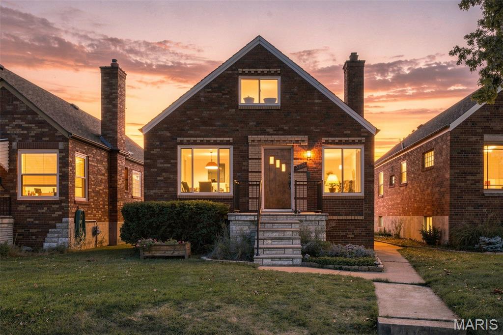 Step into this beautifully updated 1.5-story brick bungalow, where timeless charm meets modern living. Richly refinished hardwood floors (2021) welcome you into a thoughtfully updated home featuring a stunning kitchen with 42-inch cabinetry, granite countertops, stainless steel appliances, a gas cooktop, and abundant storage.
The main floor features a spacious bedroom, a full bath, and a private office at the back of the home that leads to a beautifully updated three-season porch. Freshly painted and finished with new carpet flooring, this inviting space is perfect for relaxing, working from home, or enjoying views of the backyard year-round.
Upstairs, you'll find a private primary suite with a full bath, along with a second bedroom that is ideal as a nursery, child's room, or home office. Fresh paint and newly refinished hardwood floors throughout the upper level create a bright, move-in-ready feel. The recently updated lower level adds even more living space with fresh paint, and a wet bar, making it the perfect place to entertain family and friends. Ideally located in the highly desirable Westhampton neighborhood, you'll love the walkability to local shops, restaurants, parks, and all the conveniences the area has to offer. This charming bungalow combines character, thoughtful updates, and an unbeatable location—ready for you to call it home.